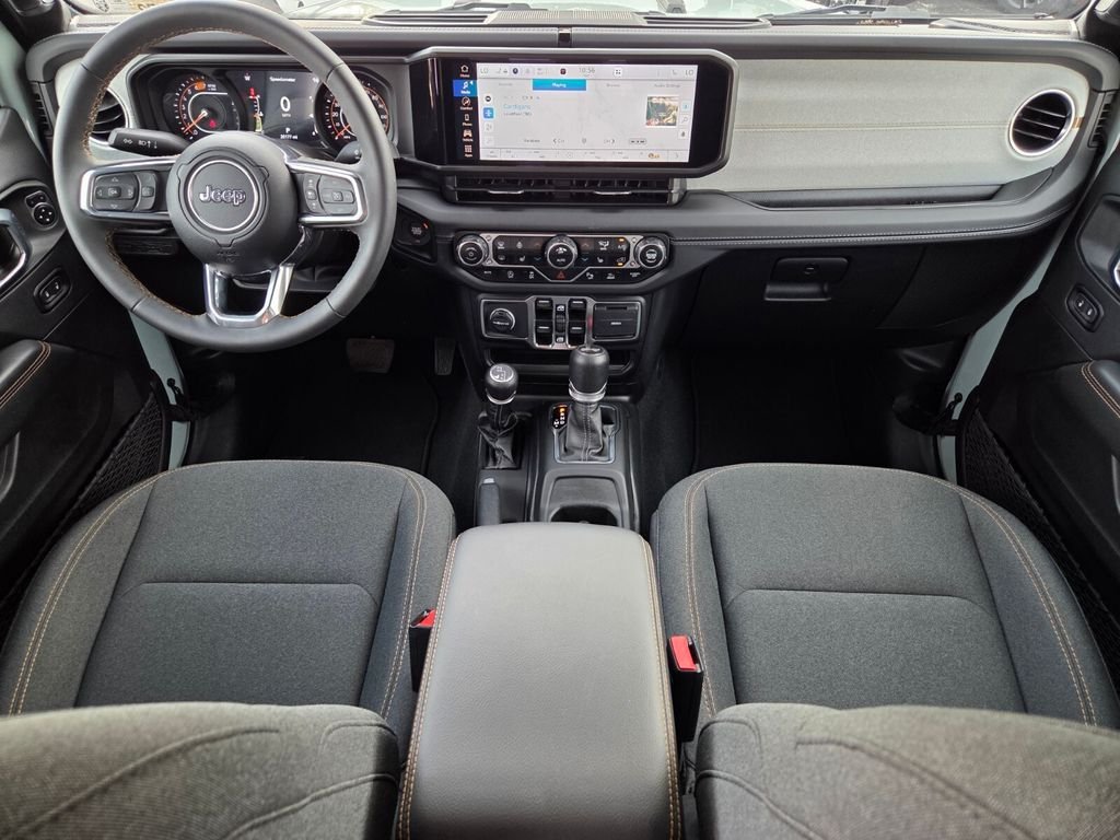 Used 2024 Gray Jeep Sahara image 15