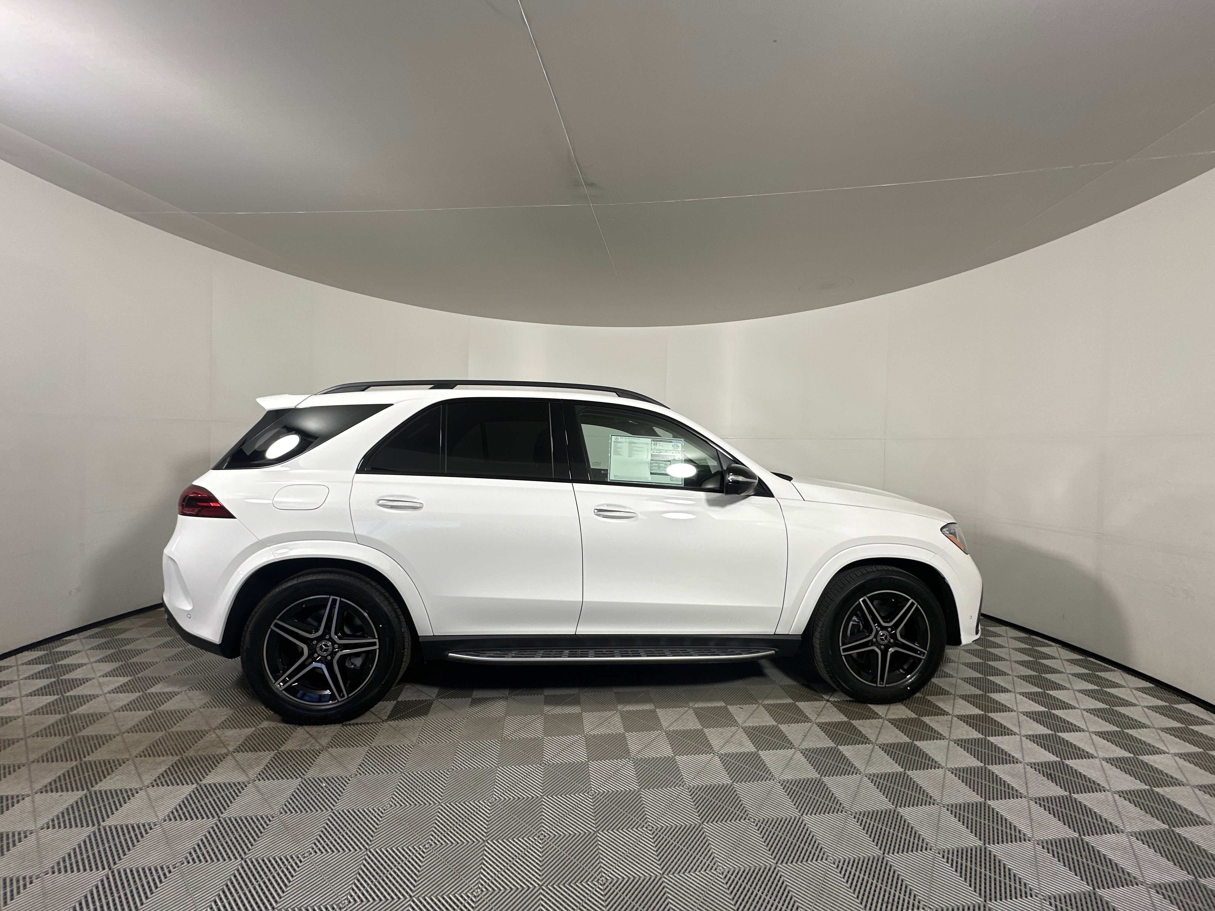 Certified Used 2026 POLAR WHITE Mercedes-Benz GLE 350 image 8
