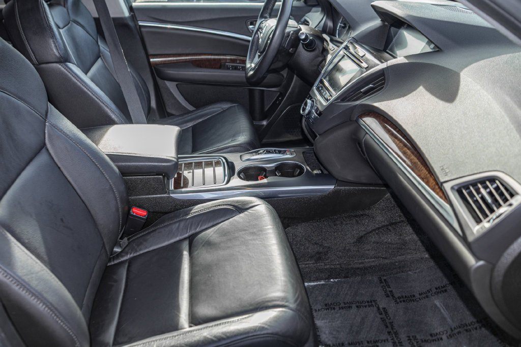 Used 2017  Acura 3.5L image 33