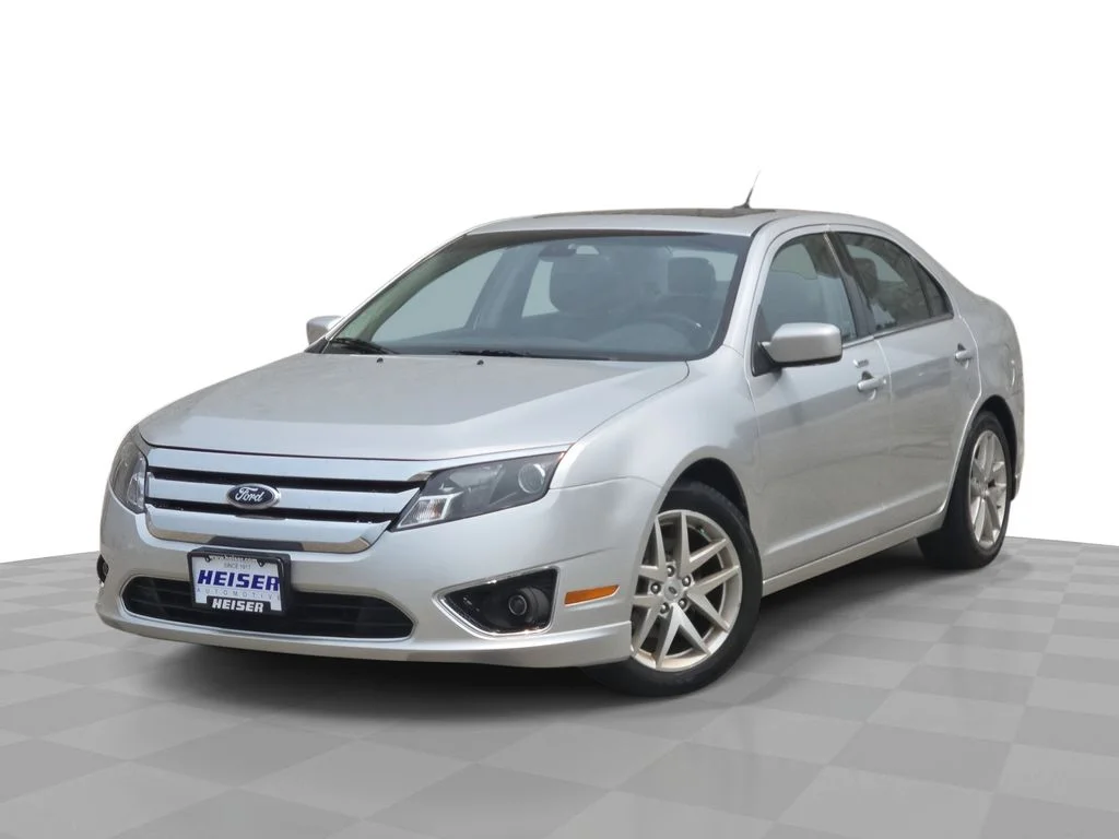Used 2012 Silver Ford SEL image 1