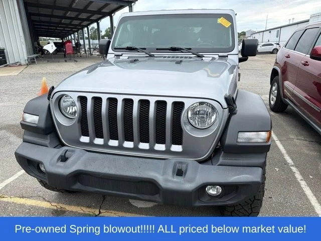 Used 2021 Silver Jeep Unlimited Sport S image 2