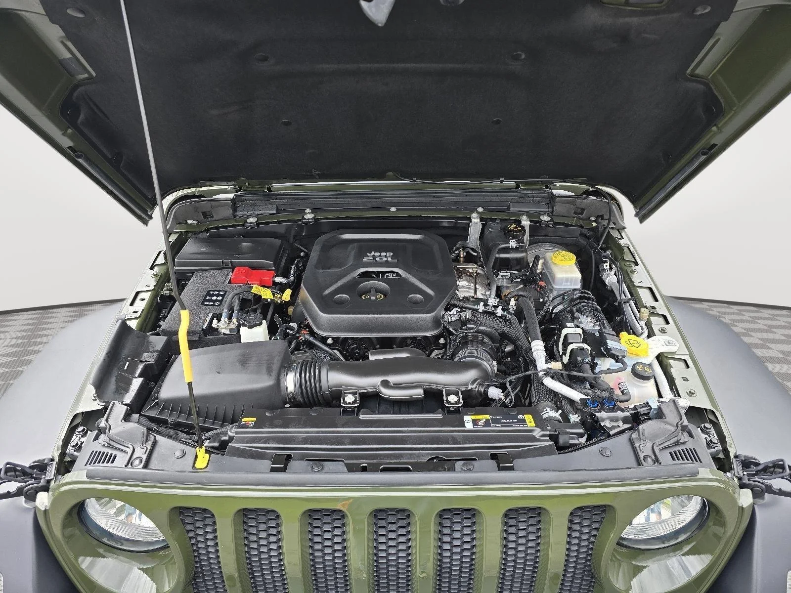 Used 2023 Sarge Green Clearcoat Jeep Sport S image 9
