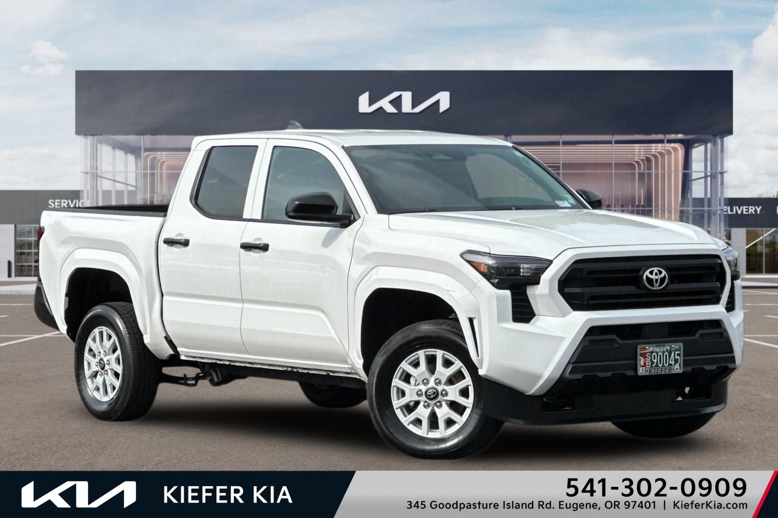 2025 Toyota Tacoma SR 4x4 Double Cab (6MT)'s photo