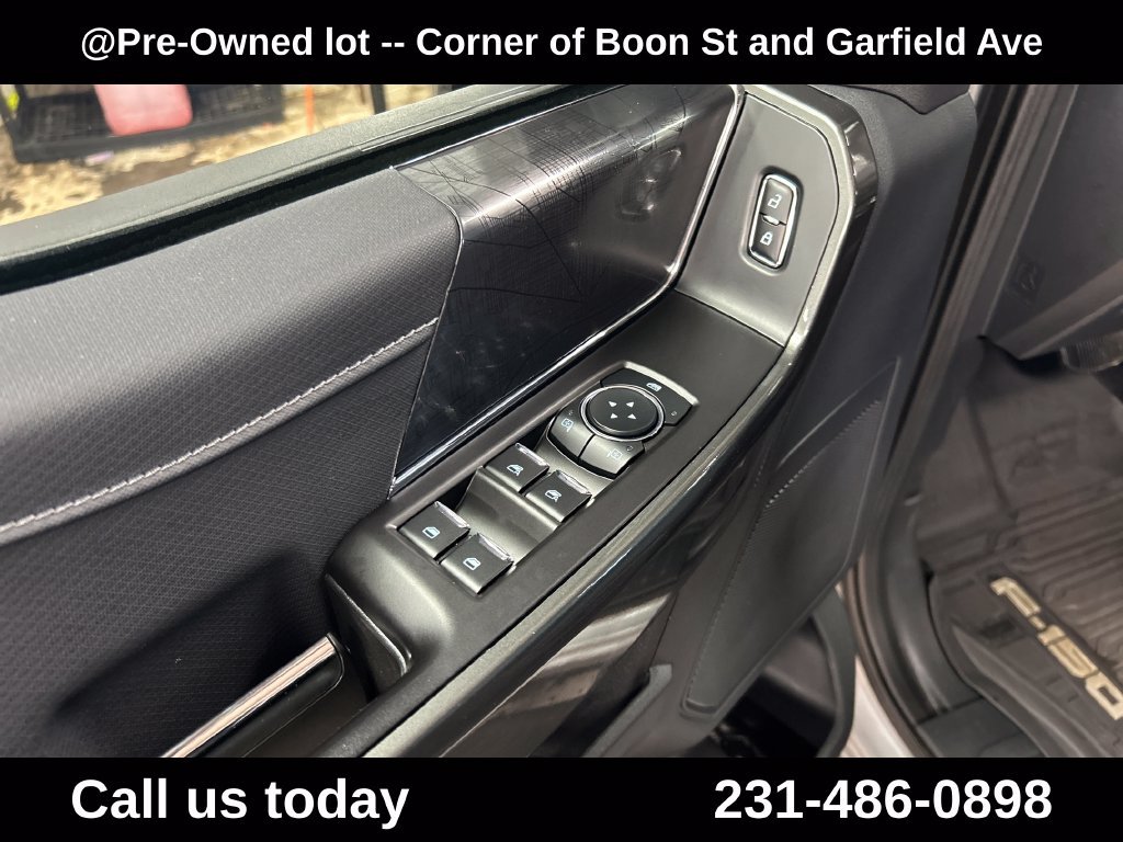 Used 2023 Silver Ford XLT image 16