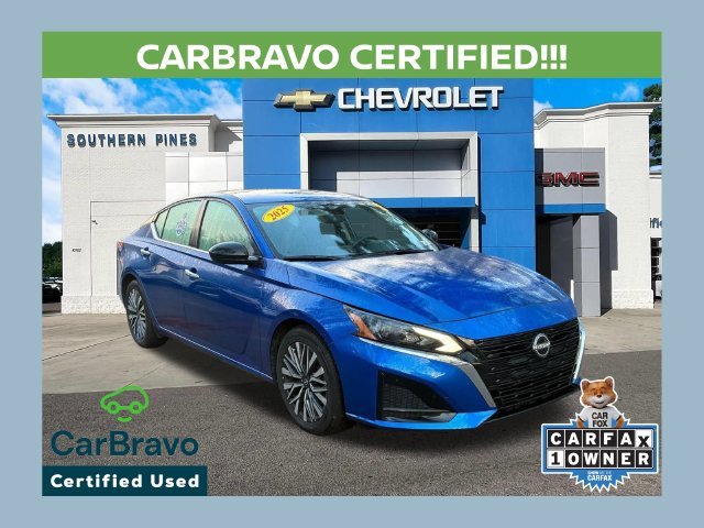 Used 2025 Blue Nissan 2.5 SV image 1