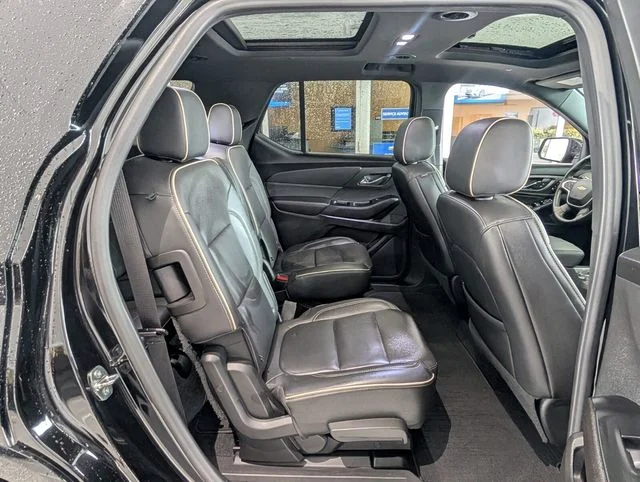 Used 2023 Black Chevrolet Premier image 18