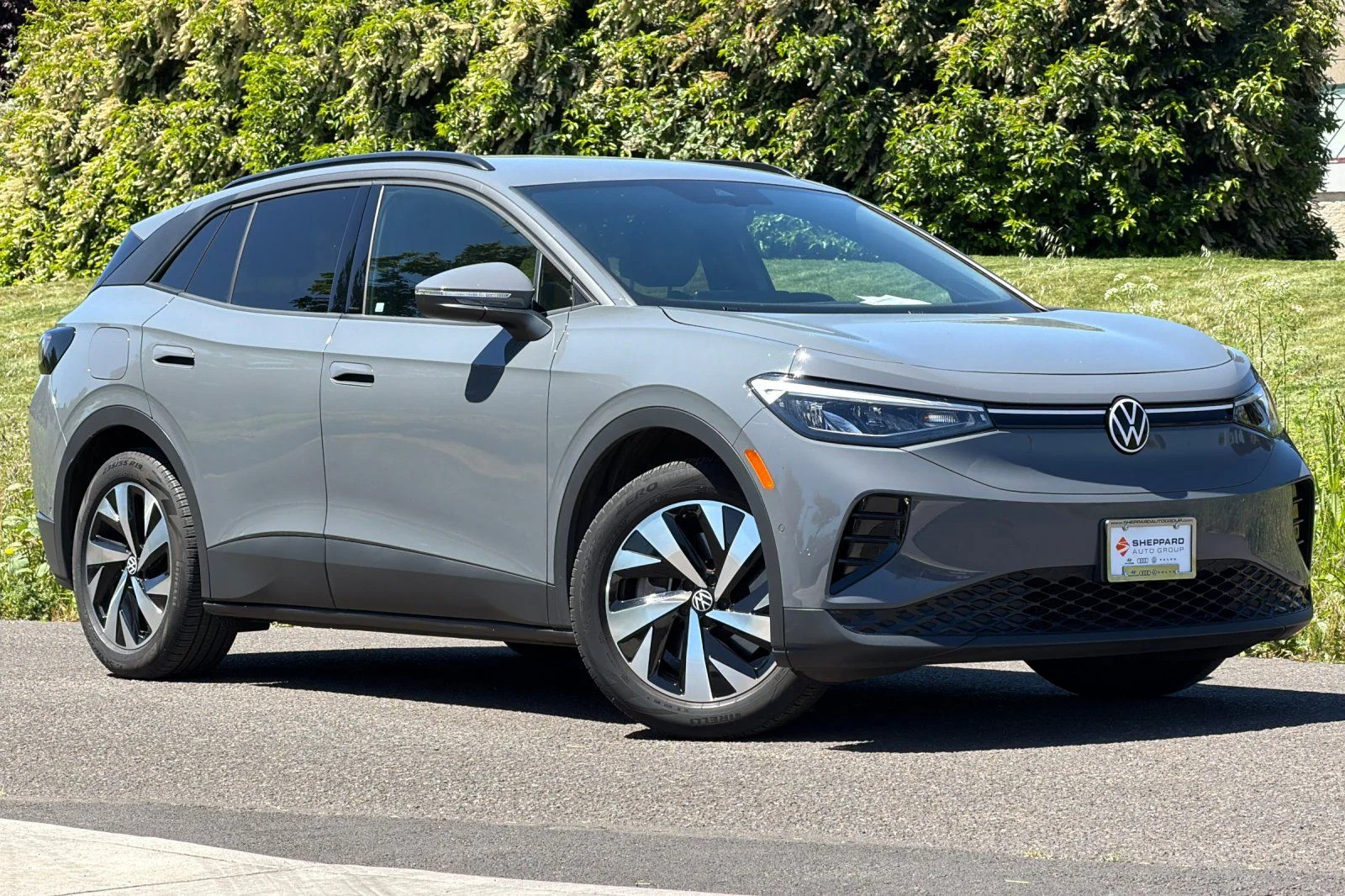 2024 Volkswagen ID.4 STANDARD's photo