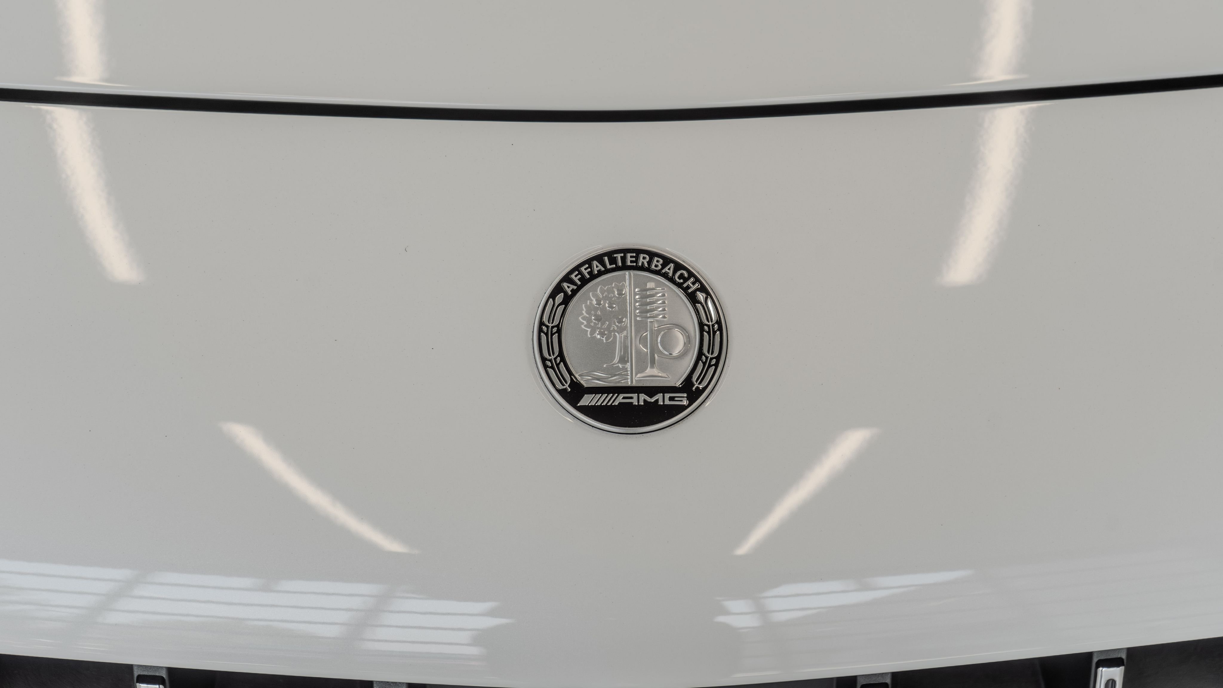 New 2026 MANUFAKTUR Moonlight White Metallic Mercedes-Benz CLE 53 AMG® image 5