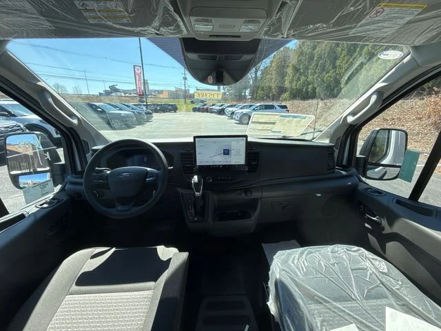 New 2026 Oxford White Ford Cargo Van image 21