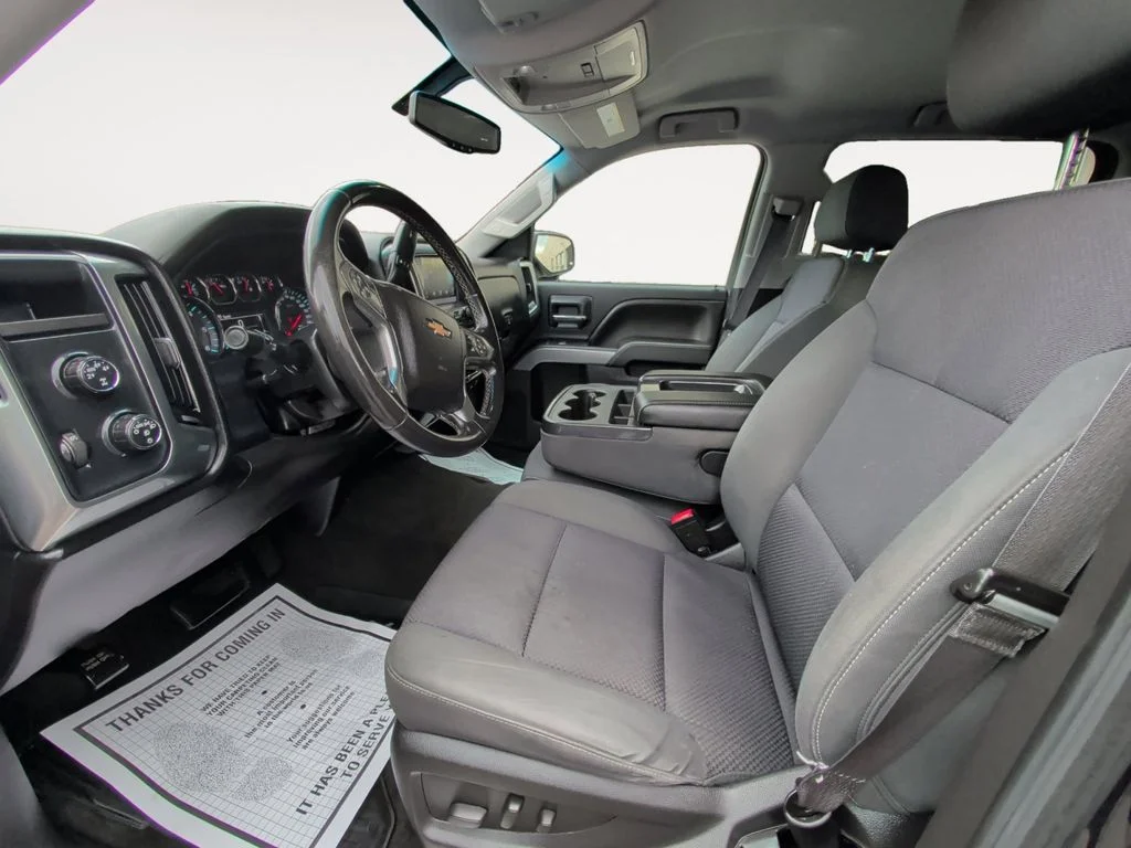 Used 2015 Black Chevrolet LT image 9
