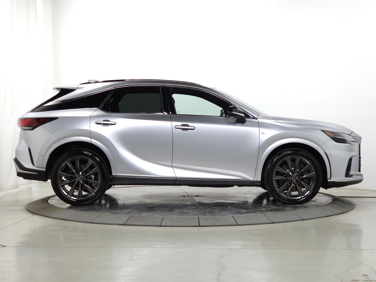 2024 Lexus RX 350 F SPORT - Photo 11