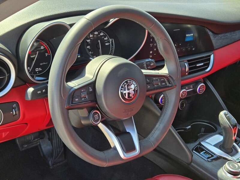 Used 2020 White Alfa Romeo RWD image 18