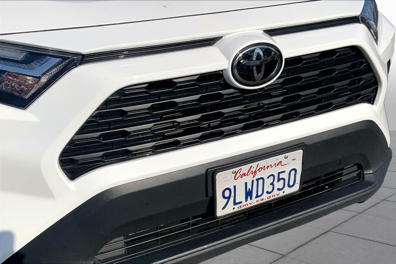 Certified Used 2024 Ice Cap Toyota XLE image 29