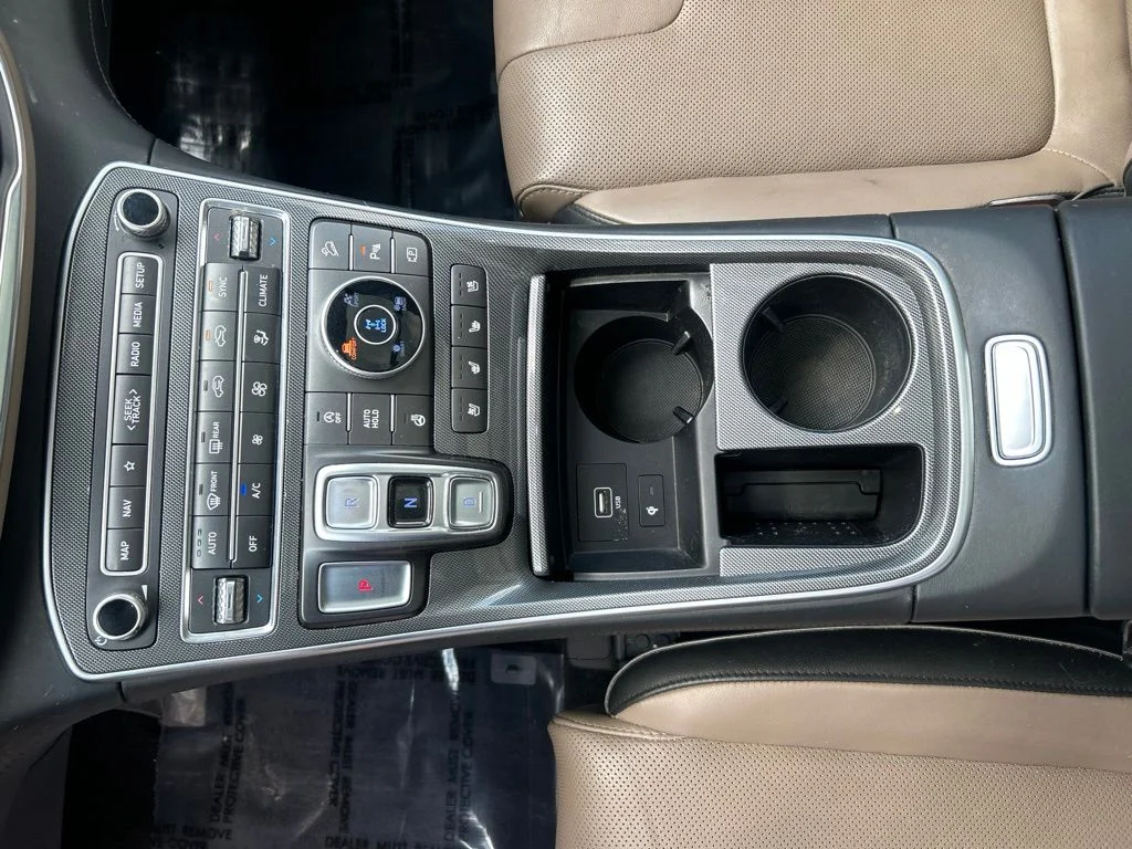 Used 2022 Blue Hyundai Limited image 19