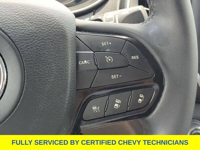 Used 2023 White Jeep Altitude image 28