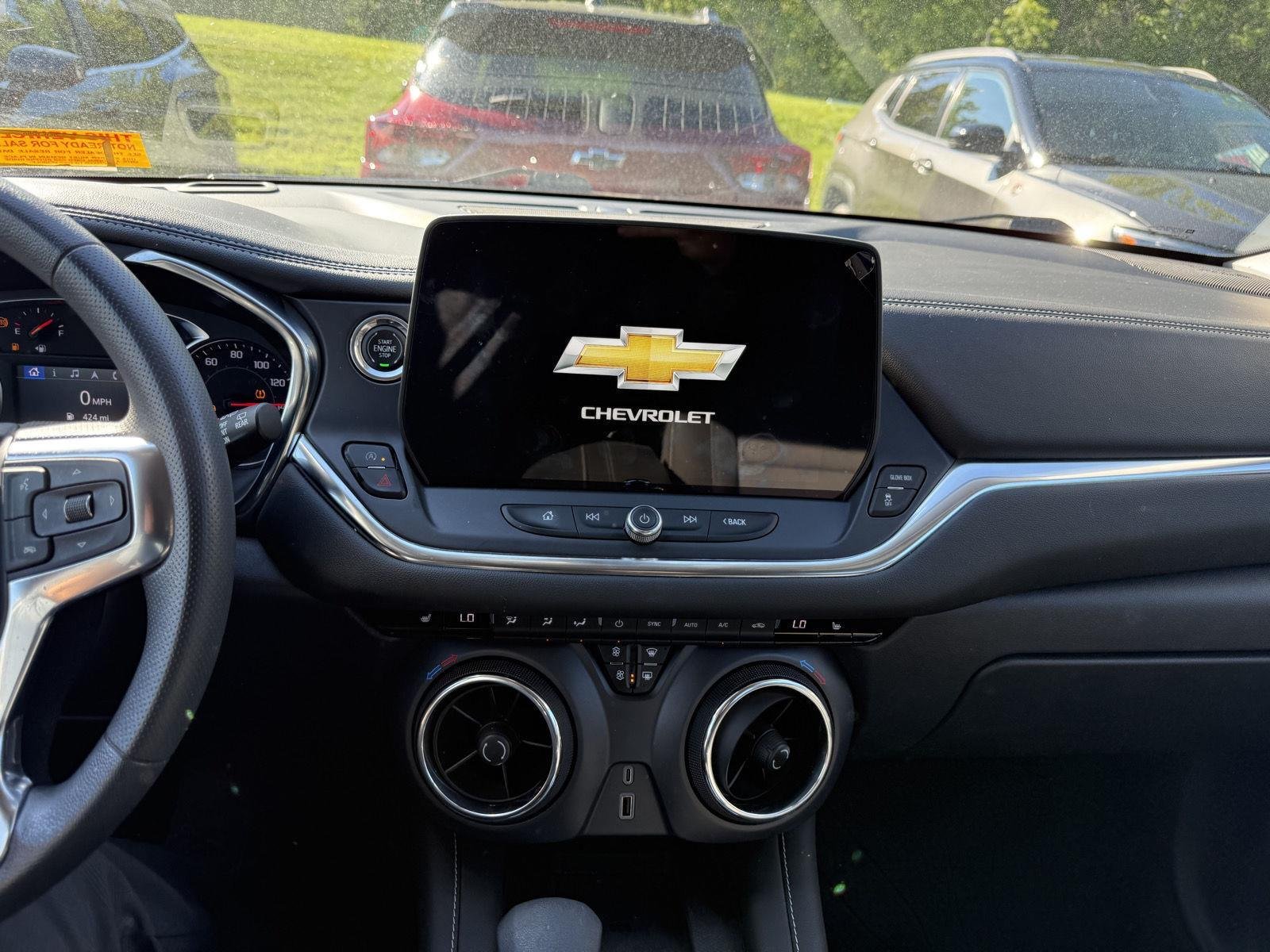 Used 2023 Black Chevrolet LT image 4