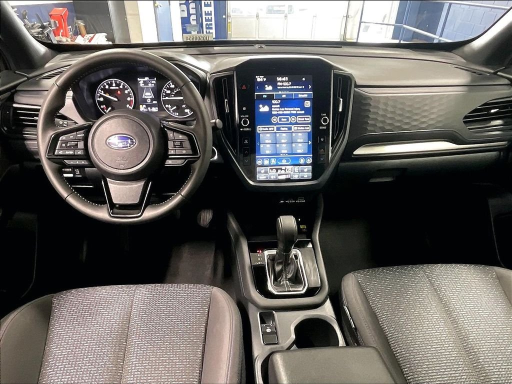 Used 2025 Ice Silver Metallic Subaru Premium image 22
