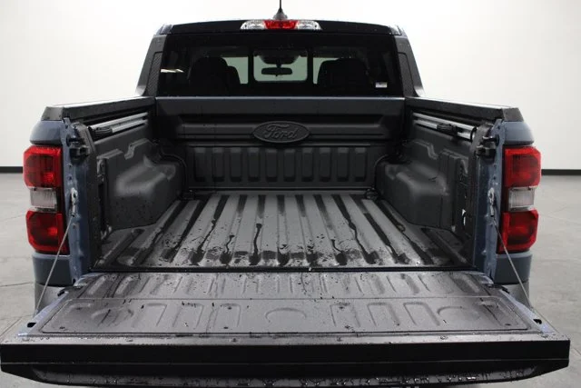New 2025 Azure Gray Metallic Tri-Coat Ford Lariat® image 37