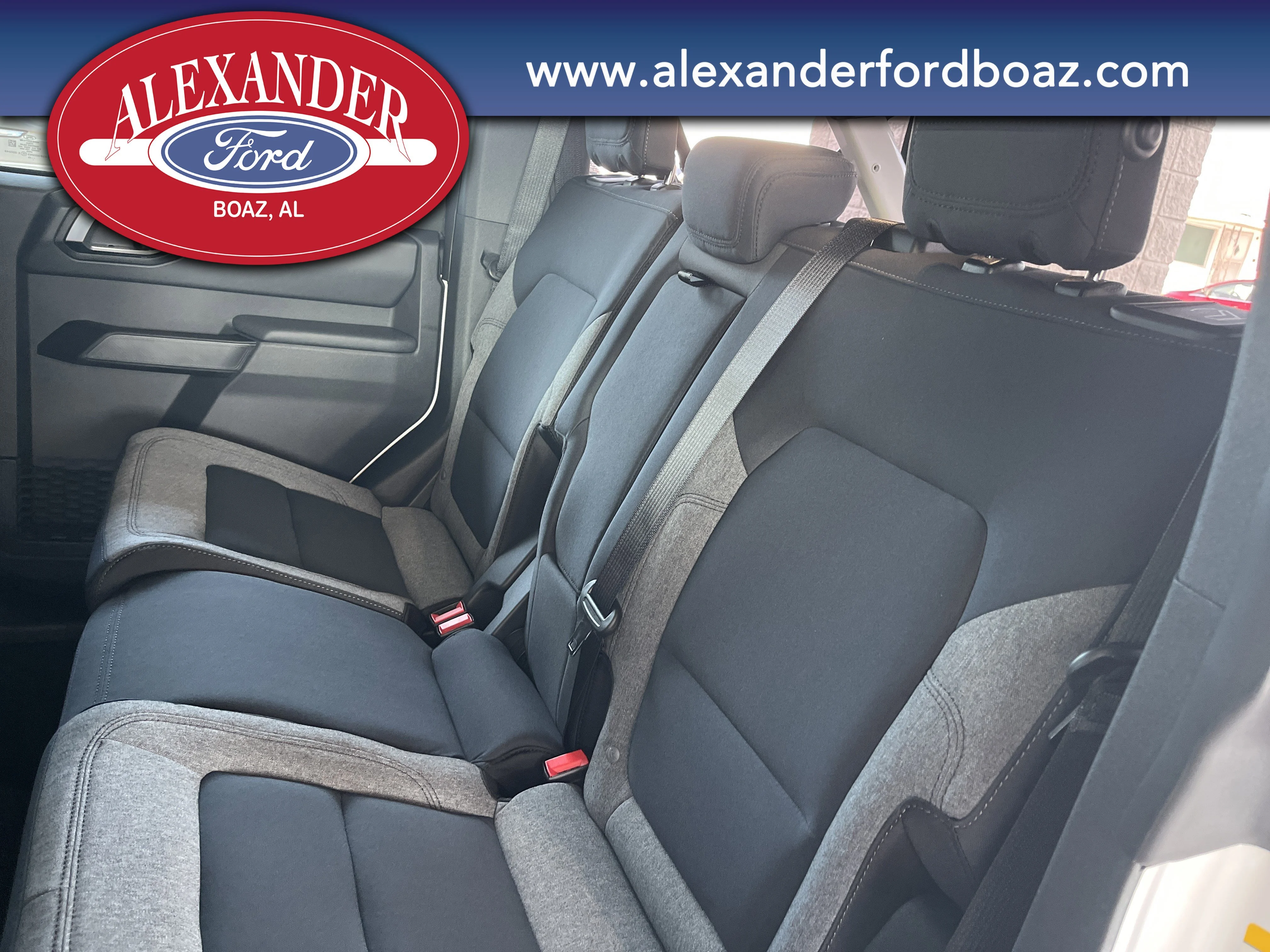 2025 Ford Bronco 4-Door Base - Photo 12