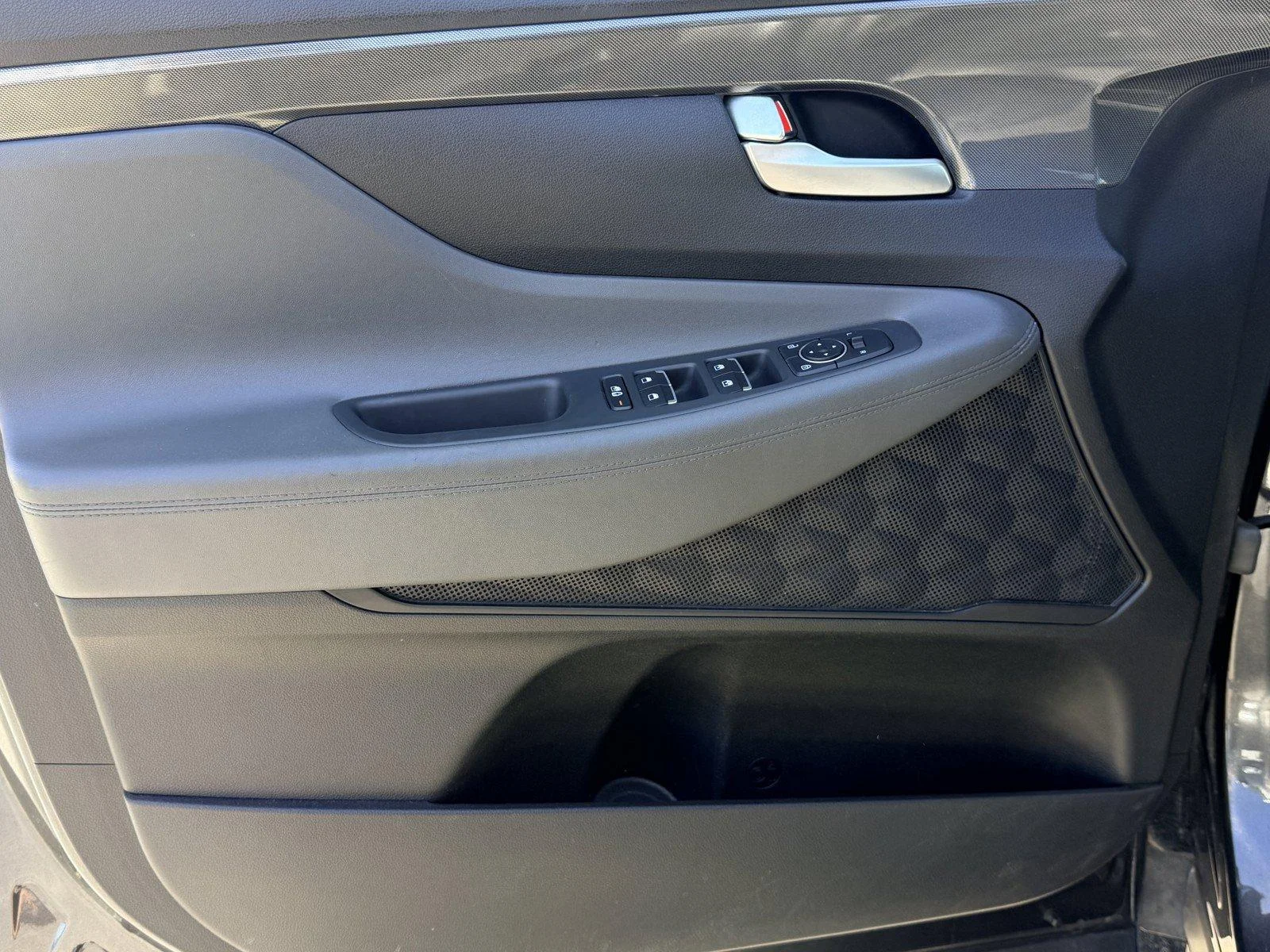 Used 2023 Portofino Gray Hyundai SEL image 18
