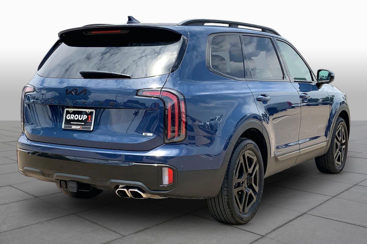 Used 2025 Midnight Lake Blue Kia SX-Prestige X-Line image 13