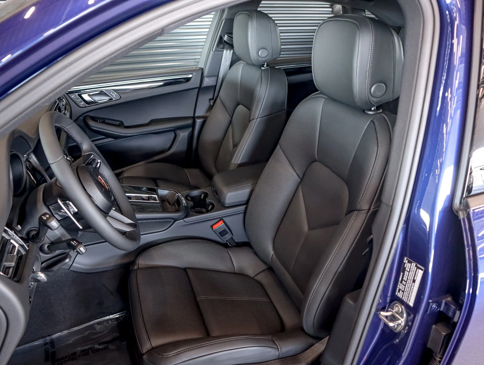 New 2026 Gentian Blue Metallic Porsche  image 5
