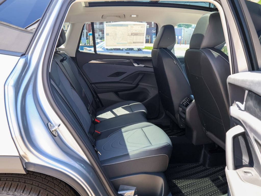 New 2026 Silver Volkswagen 2.0T SE image 30