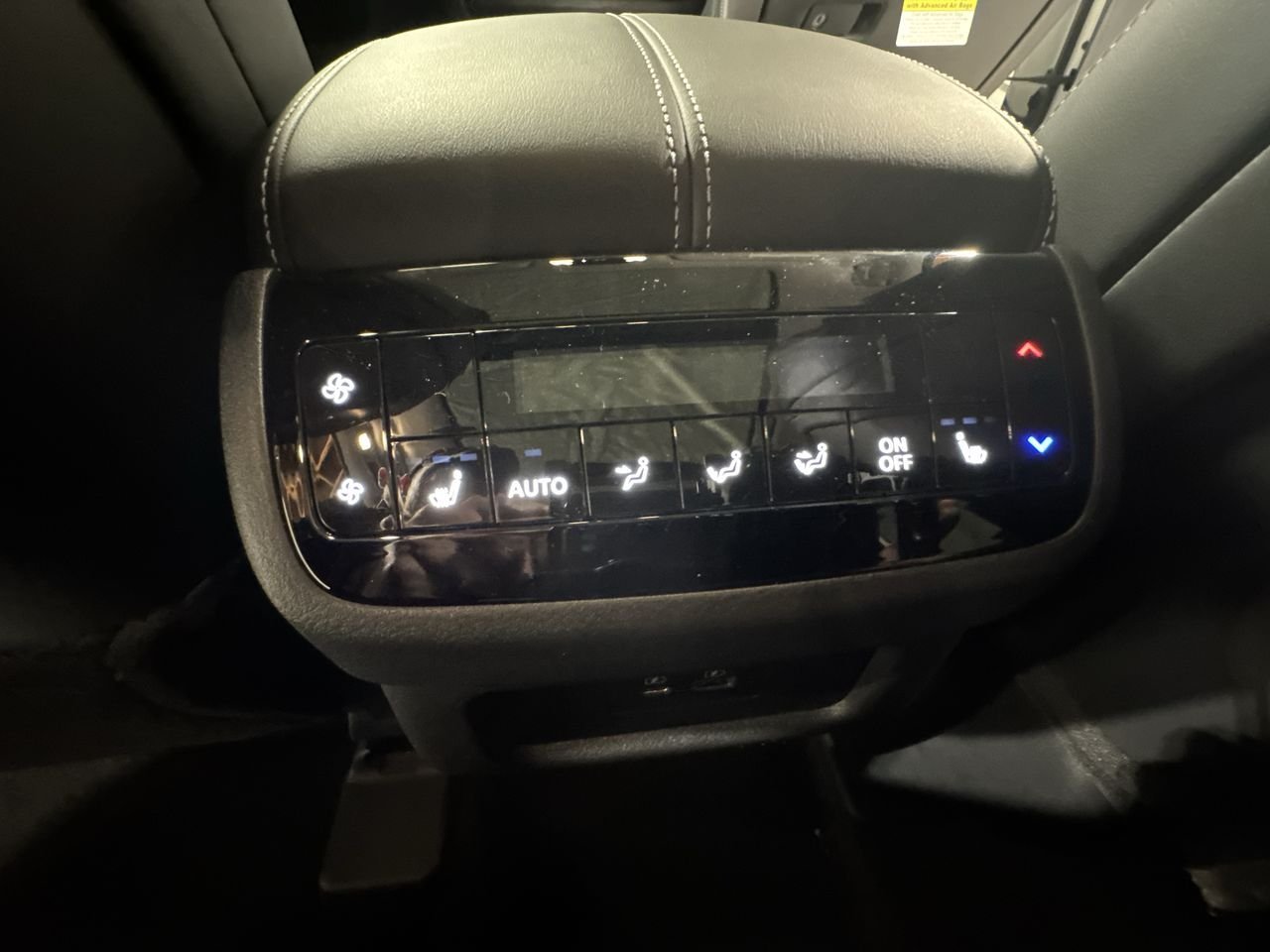 2025 INFINITI QX60 LUXE - Photo 29