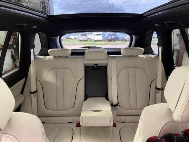 New 2026 Gray BMW xDrive40i image 32