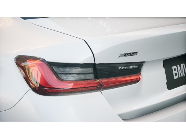 New 2026 Mineral White Metallic BMW 330i xDrive image 8