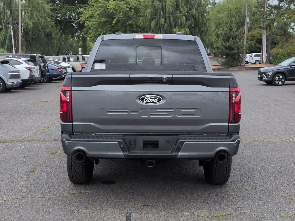 New 2026 Carbonized Gray Metallic Ford XLT image 37