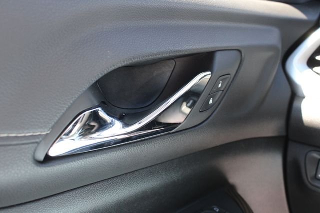 Used 2019 Blue Steel Metallic GMC SLE-2 image 5