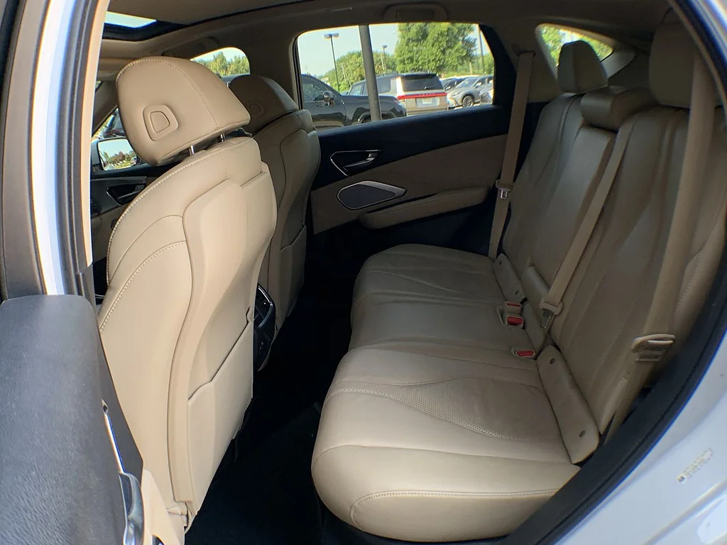 Used 2021 PLAT WHT/EBONY Acura w/Technology Package image 23