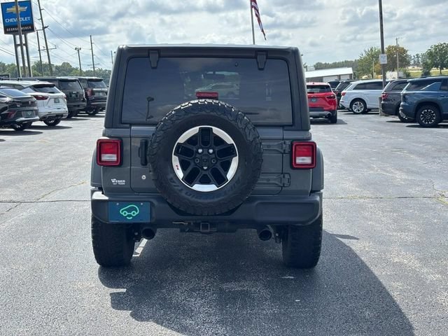 Used 2020 Gray Jeep Sport S image 4
