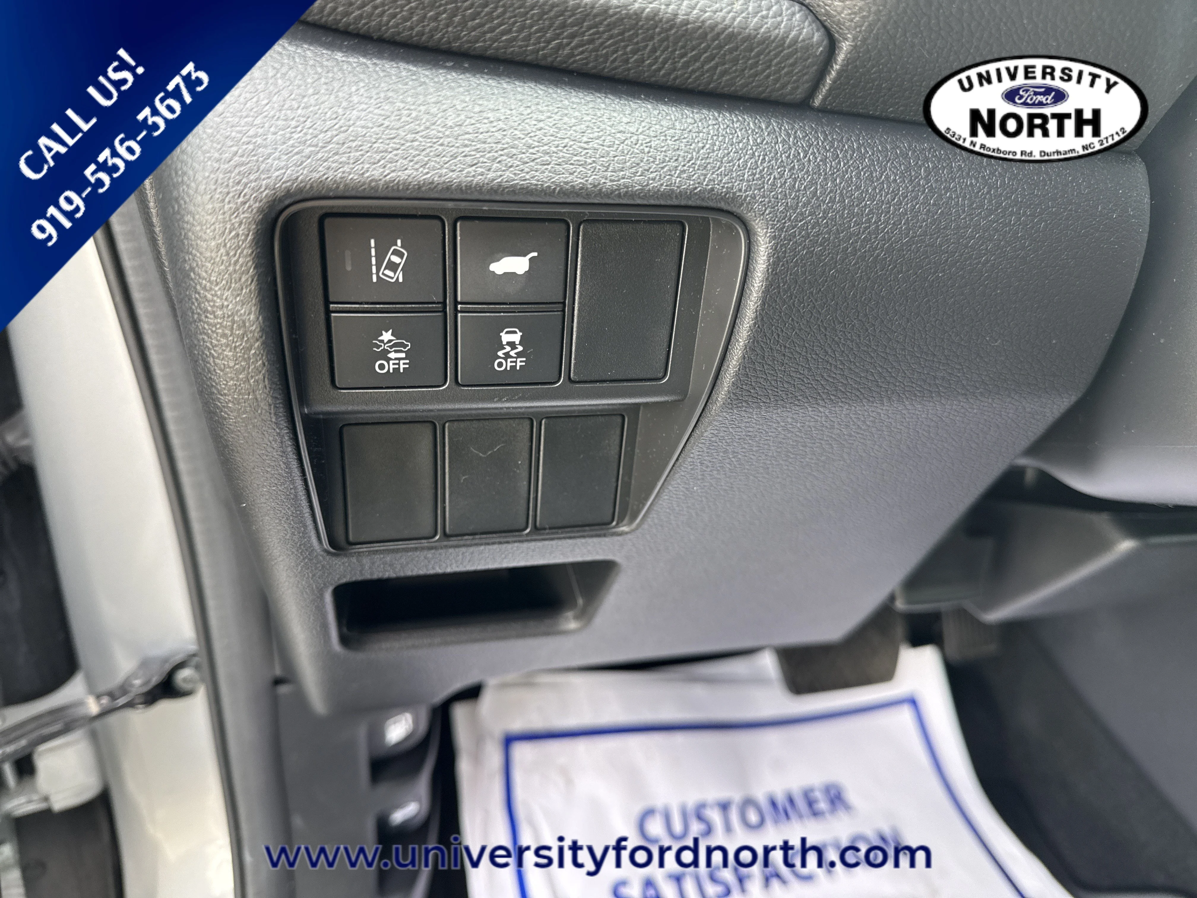 Used 2022 Lunar Silver Metallic Honda Touring image 14