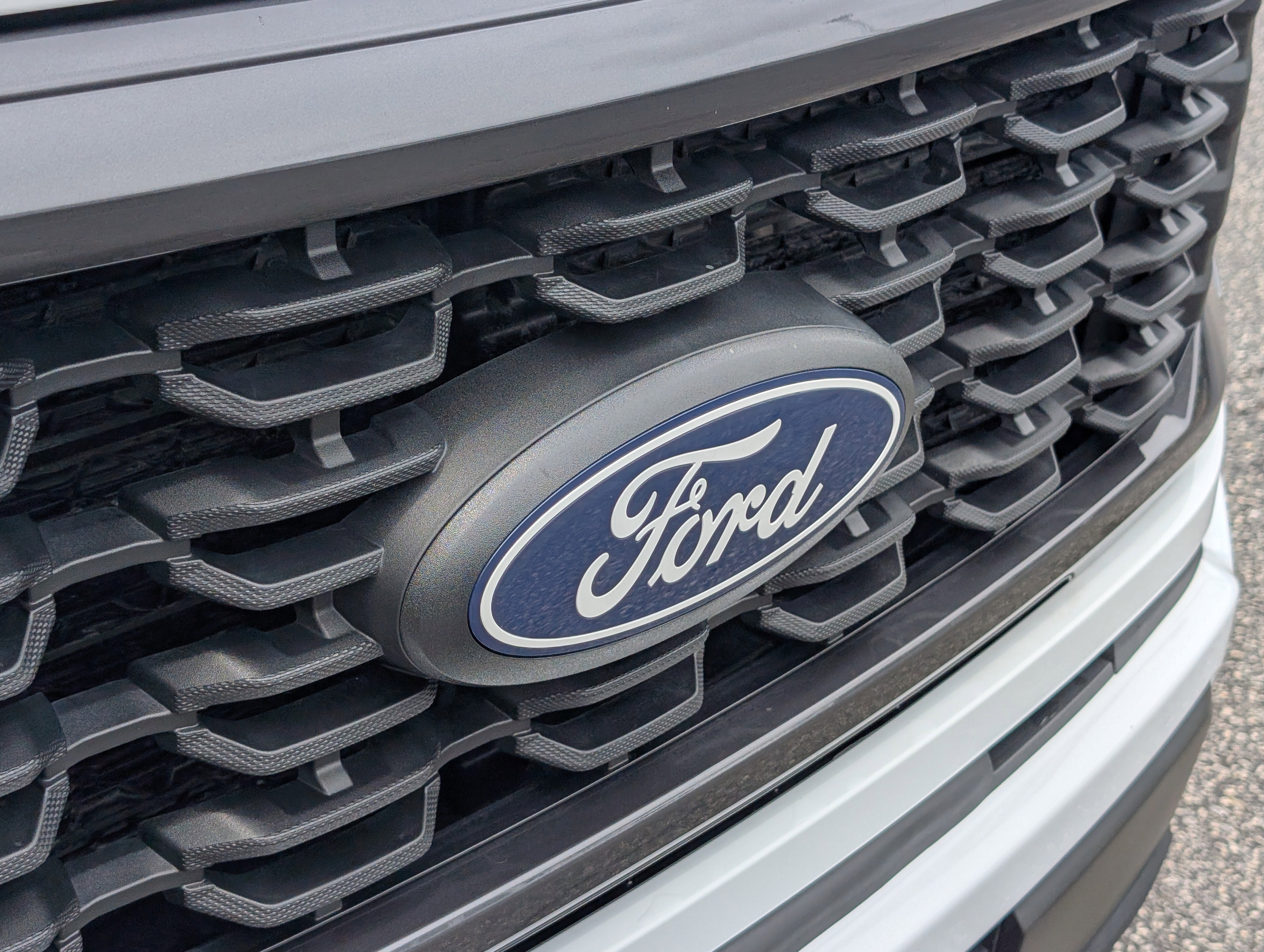 Certified Used 2024 Oxford White Clearcoat Ford STX image 6