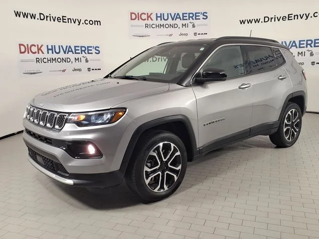 2023 Jeep Compass Limited 4X4's photo