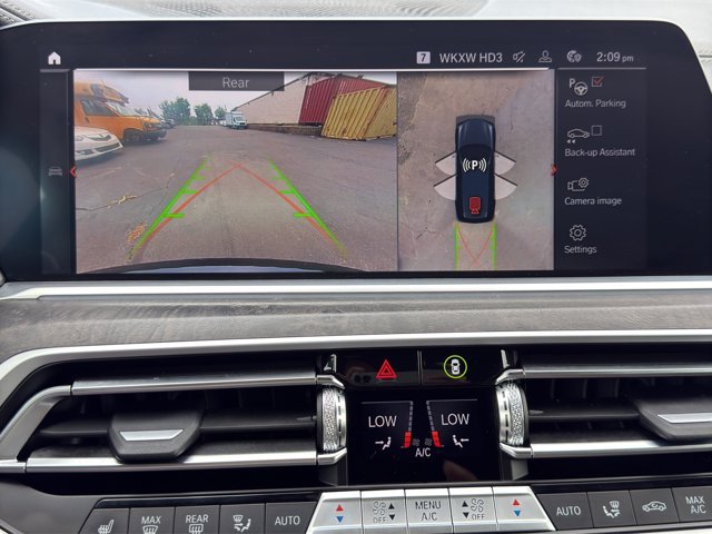 Used 2022 Carbon Black Metallic BMW xDrive40i image 16