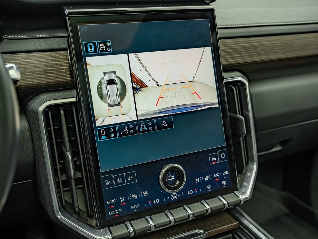 2024 GMC Acadia Denali - Photo 27