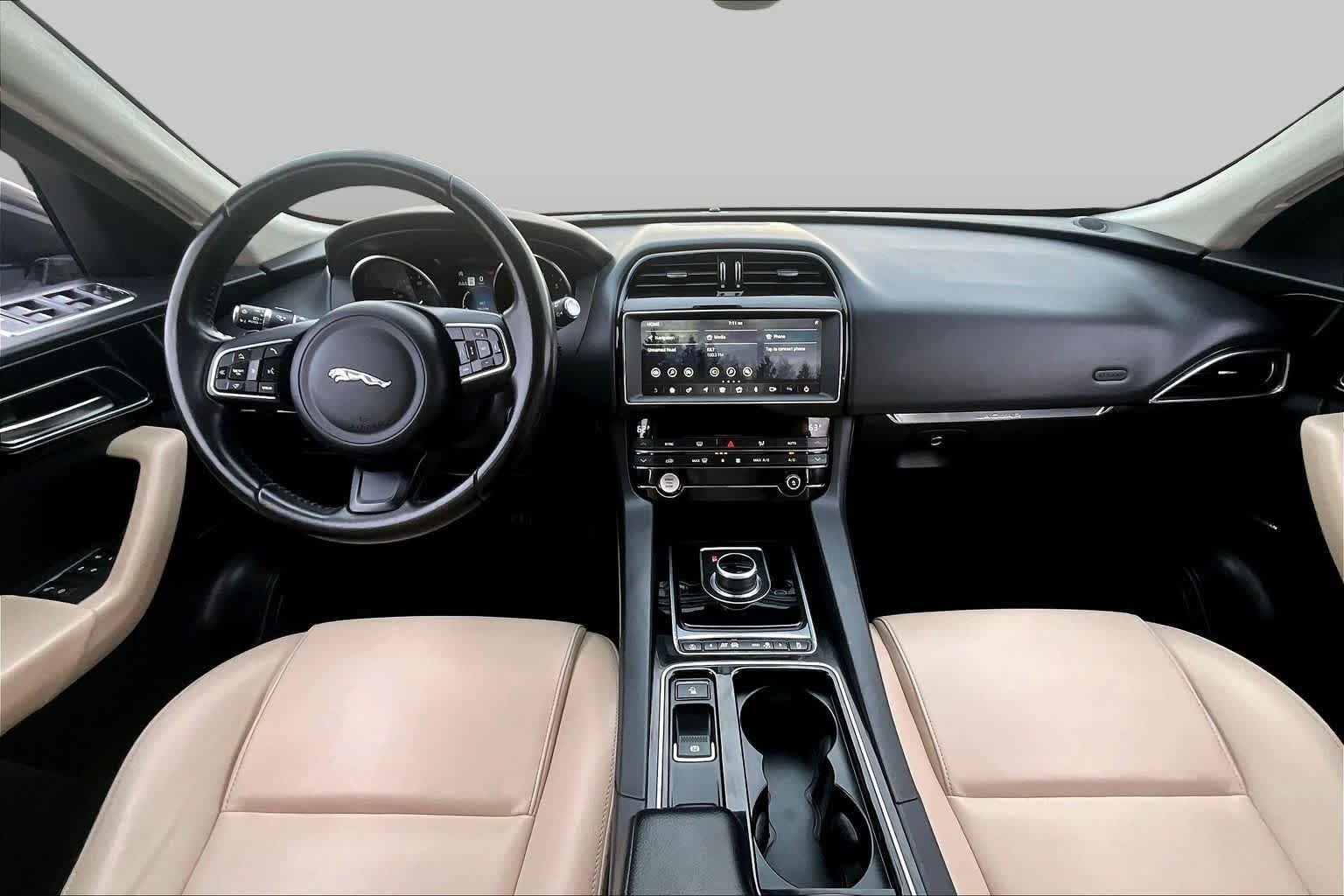Used 2020 Yulong White Metallic Jaguar 25t Premium image 16