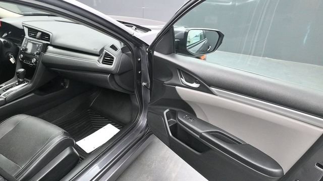 Used 2018 Gray Honda LX image 12