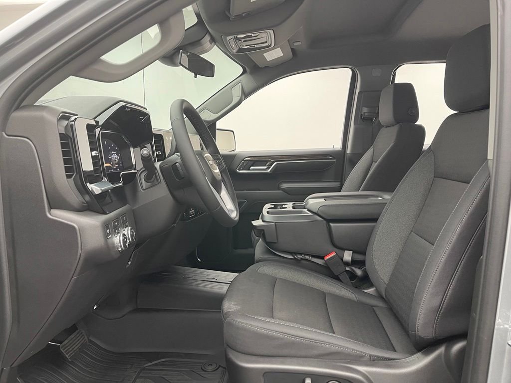 New 2026 Sterling Metallic GMC Elevation image 16