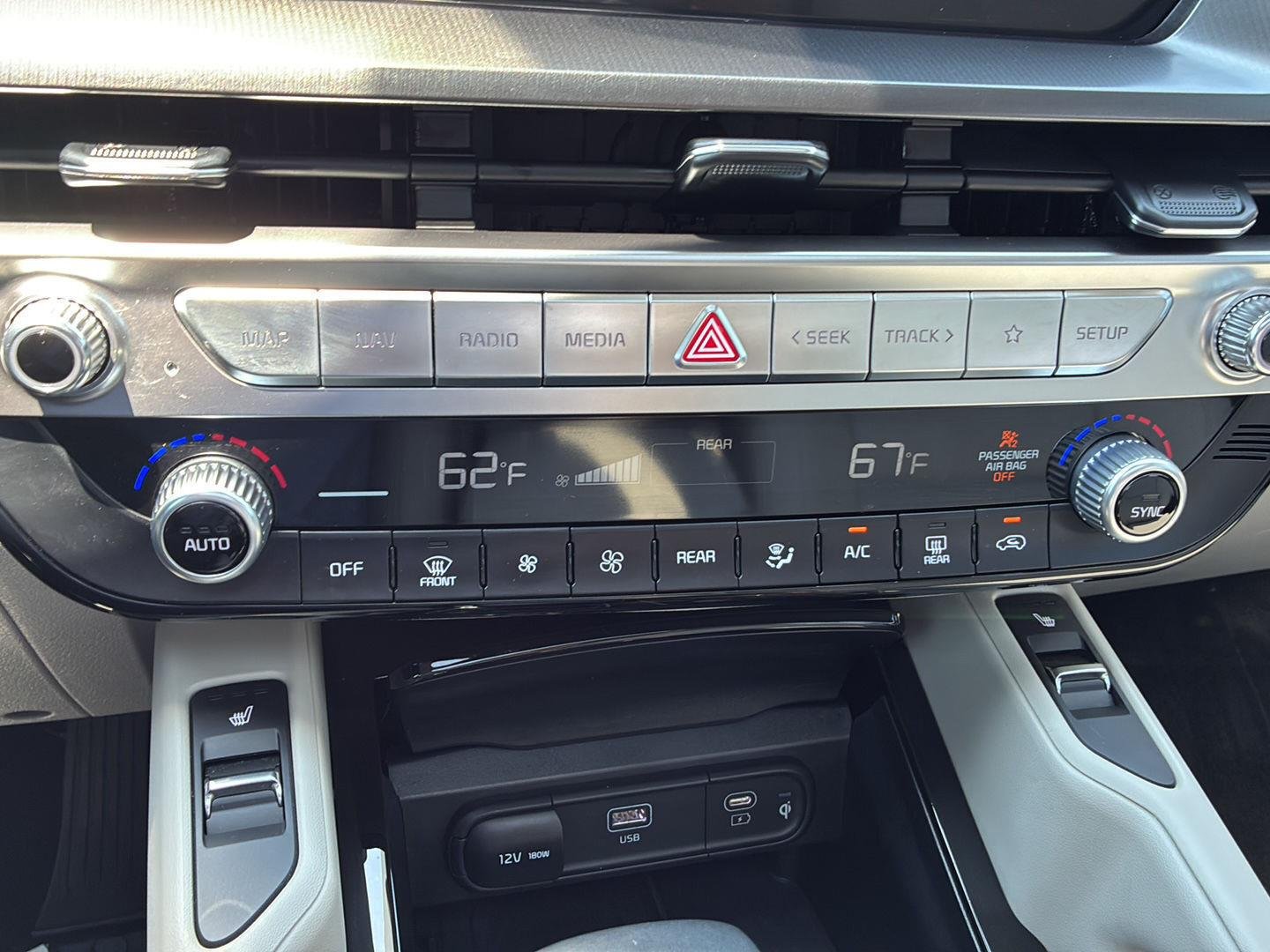 Used 2025 Glacial White Pearl Kia S image 29