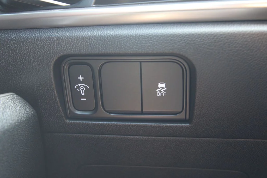New 2026 Silver Kia S image 23