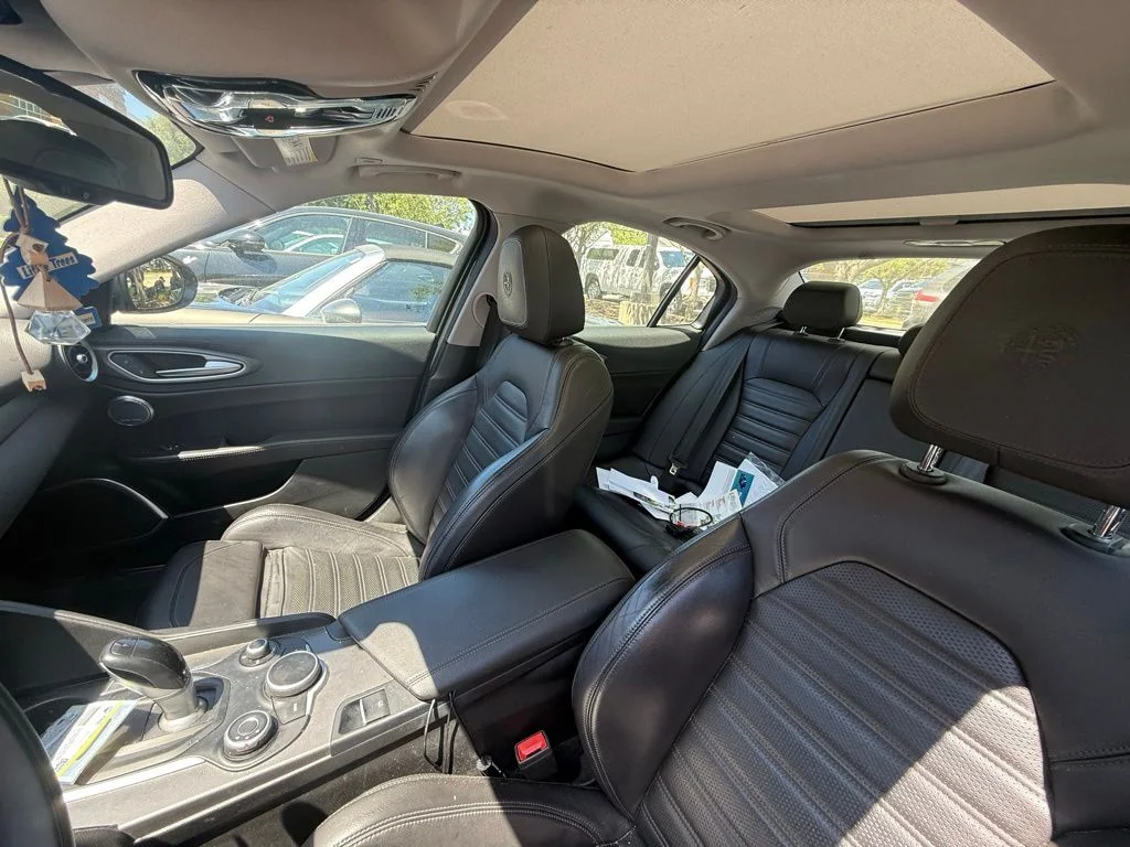 Used 2019 Blue Alfa Romeo Ti Sport image 12