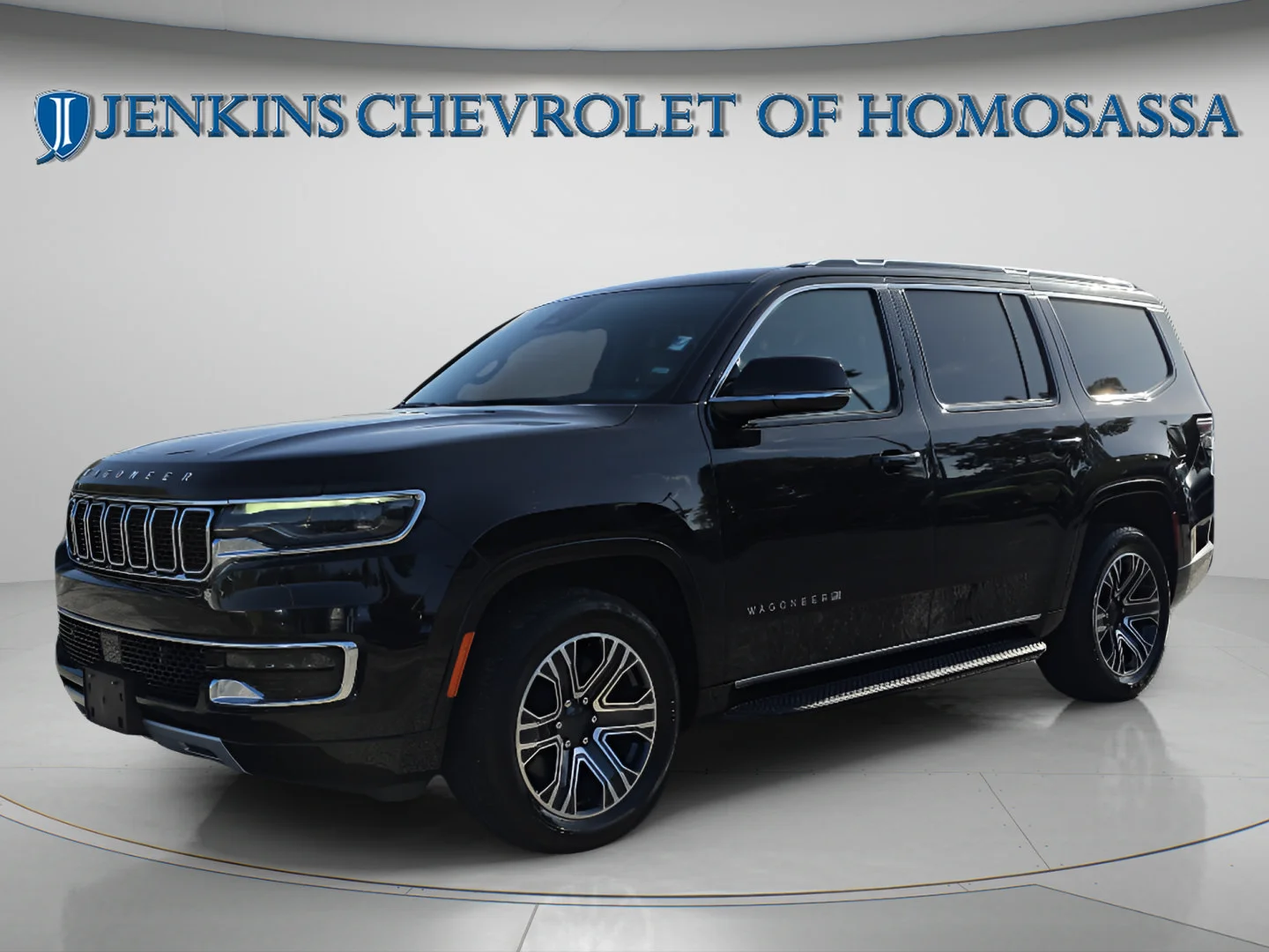 Used 2024 Diamond Black Crystal Pearlcoat Jeep Series II image 10