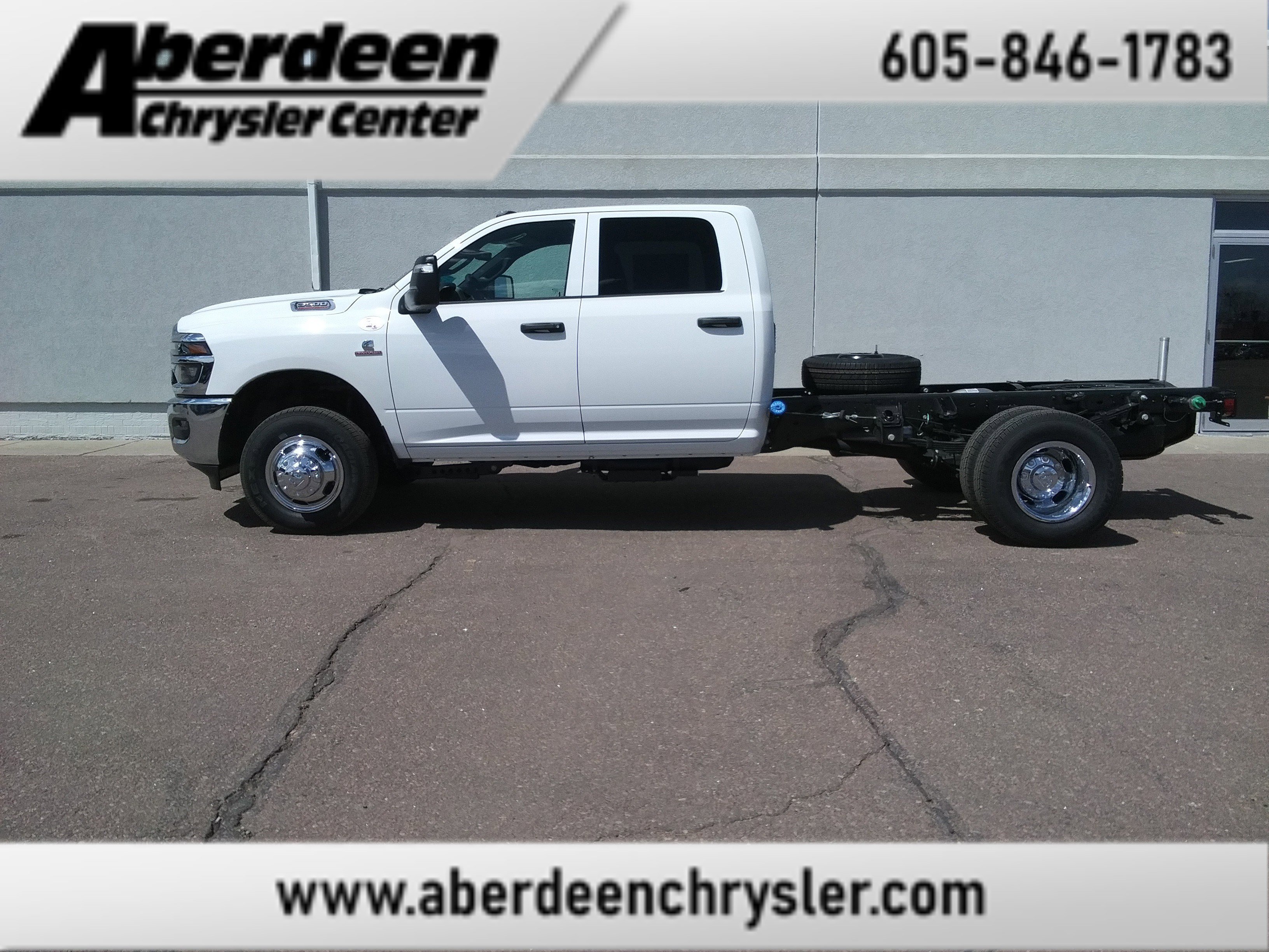 2026 RAM 3500 Tradesman 4X4 Crew Cab's photo