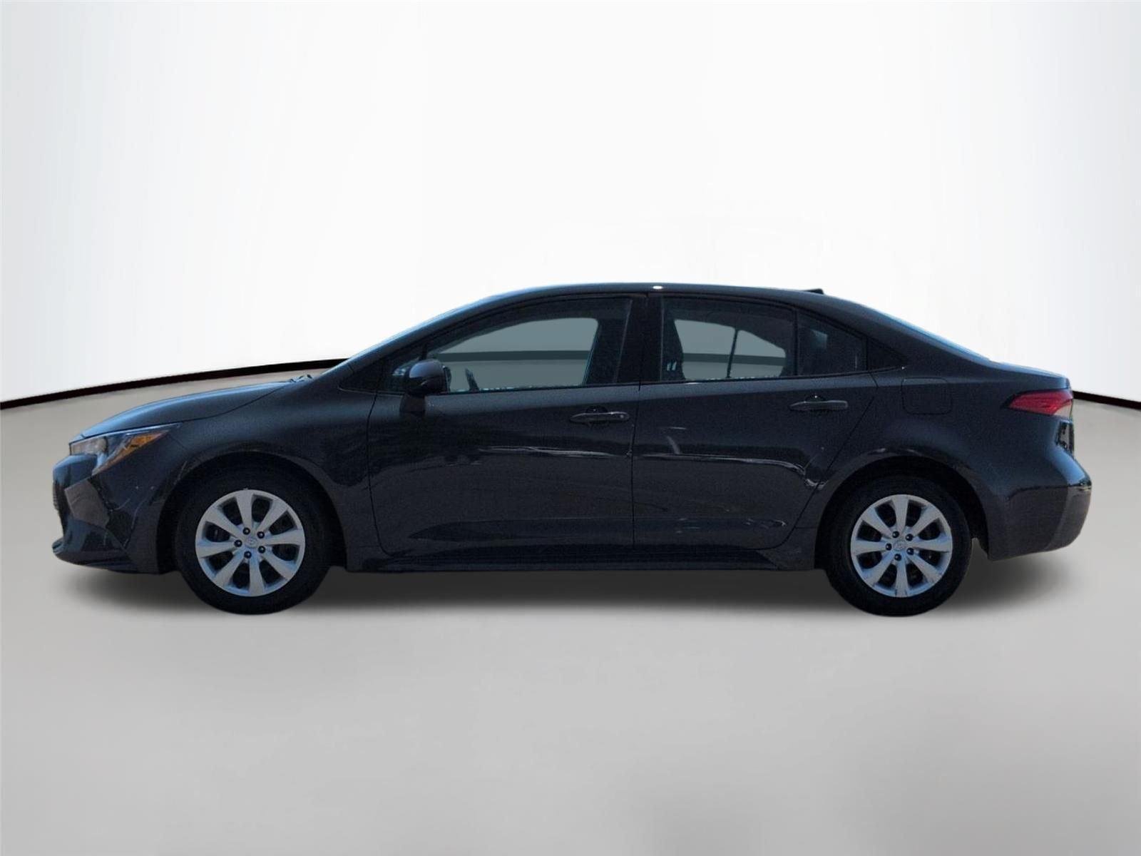Used 2025 Underground Toyota LE image 2