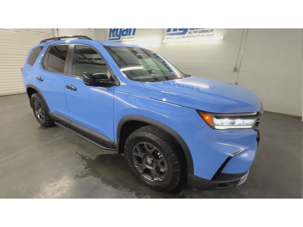 Used 2025 Diffused Sky Pearl Honda TrailSport image 2