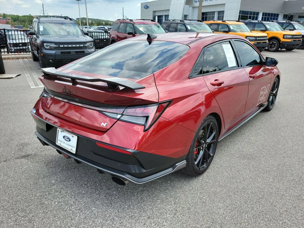 Used 2025 Red Hyundai Base image 5